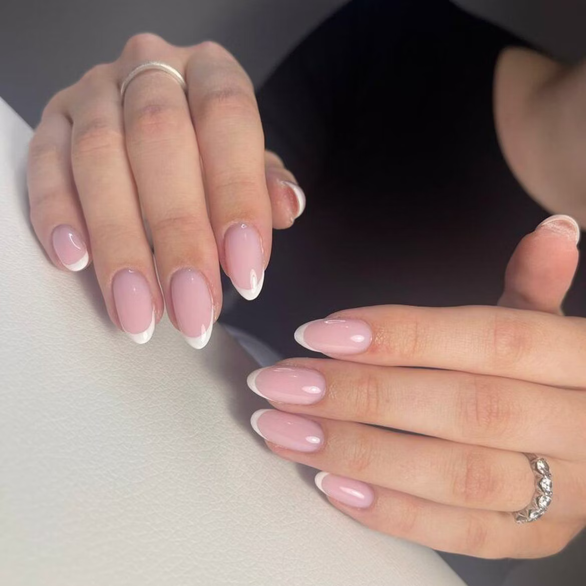 Manicure hybrydowy french - Klinika Urody MaDa Wrocław