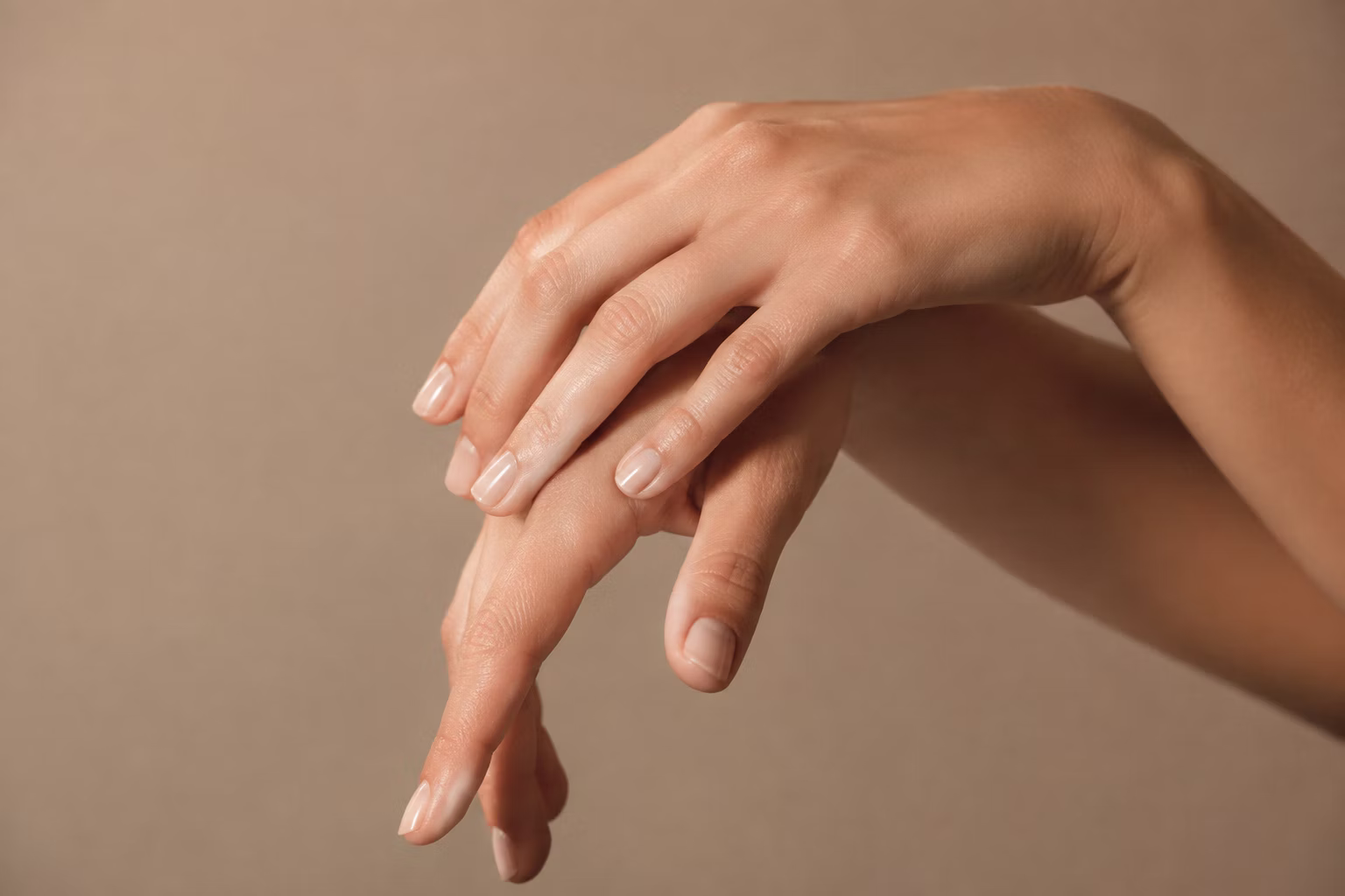 Manicure i pedicure Ślęza - Klinika Urody MaDa Wrocław